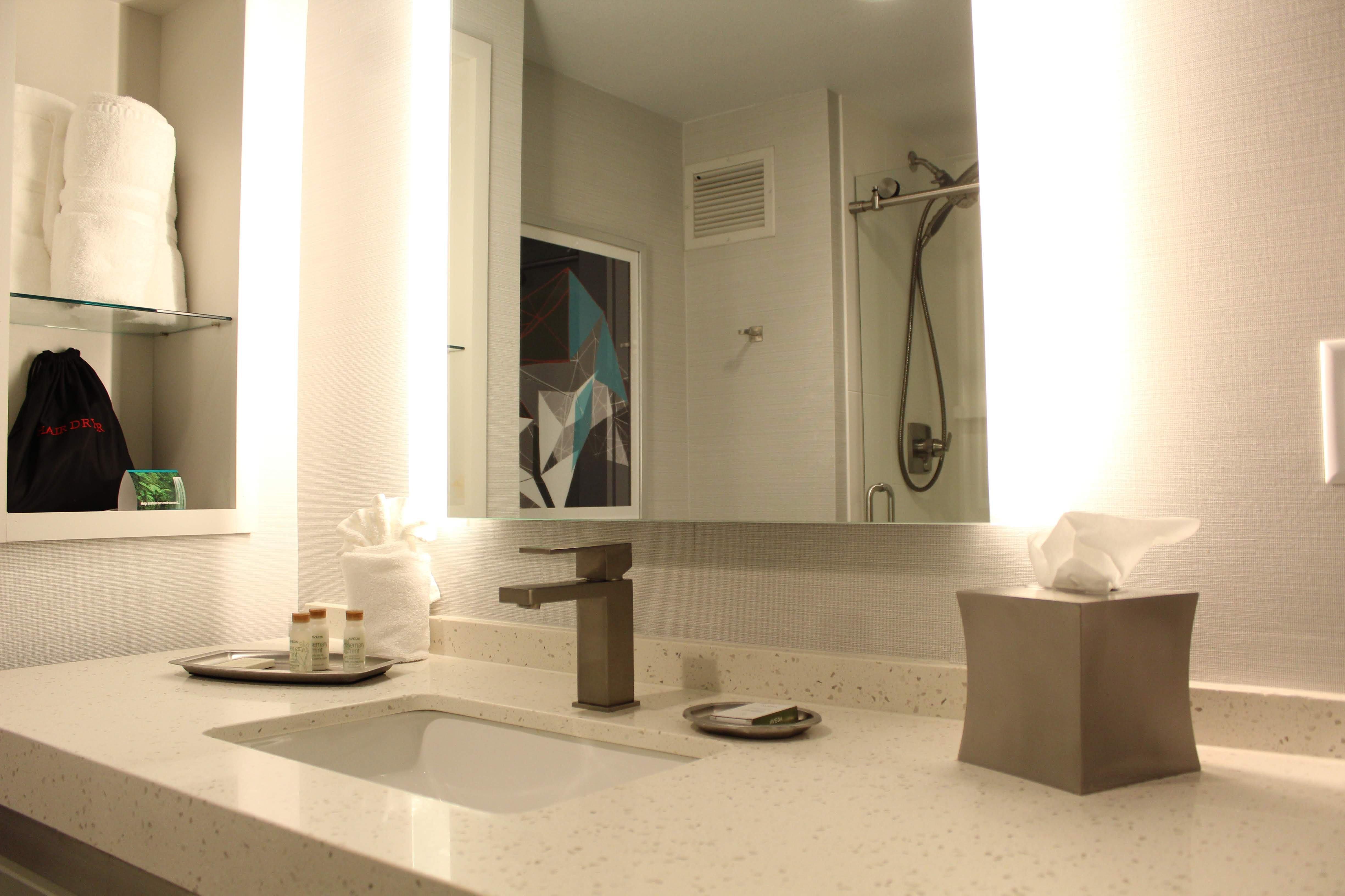 Hotel Indigo Harrisburg - Hershey By Ihg Esterno foto